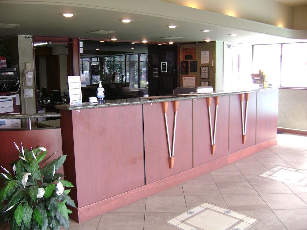 Days Inn By Wyndham Victoria On The Harbour Exterior foto